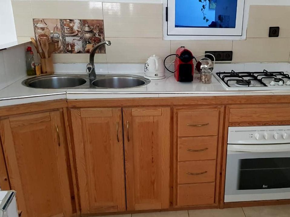 Sara House Nador Aparthotel ภายนอก รูปภาพ